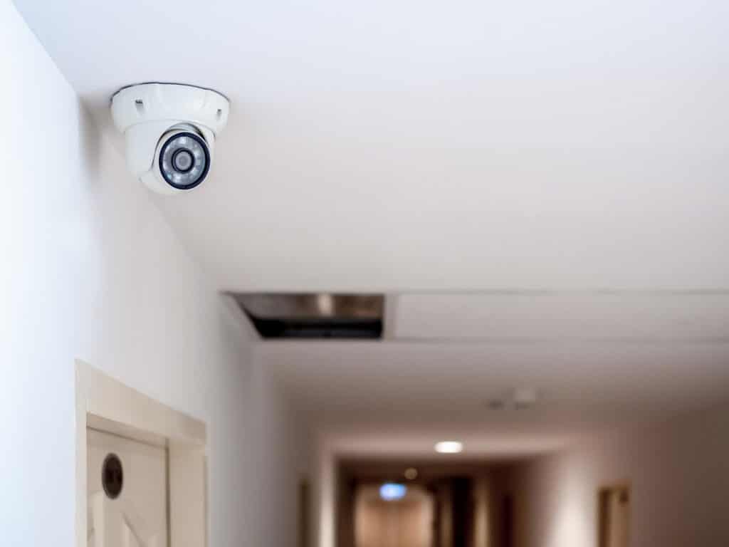 How Multi-Family Residential Live Security Camera Monitoring Protects