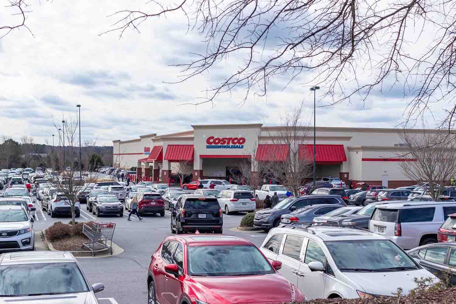 How to Secure Supermarket Parking Lots